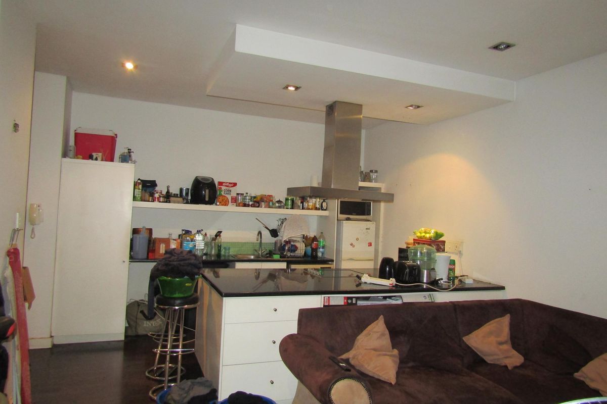 Apartment For Sale In Johannesburg - Photo 5