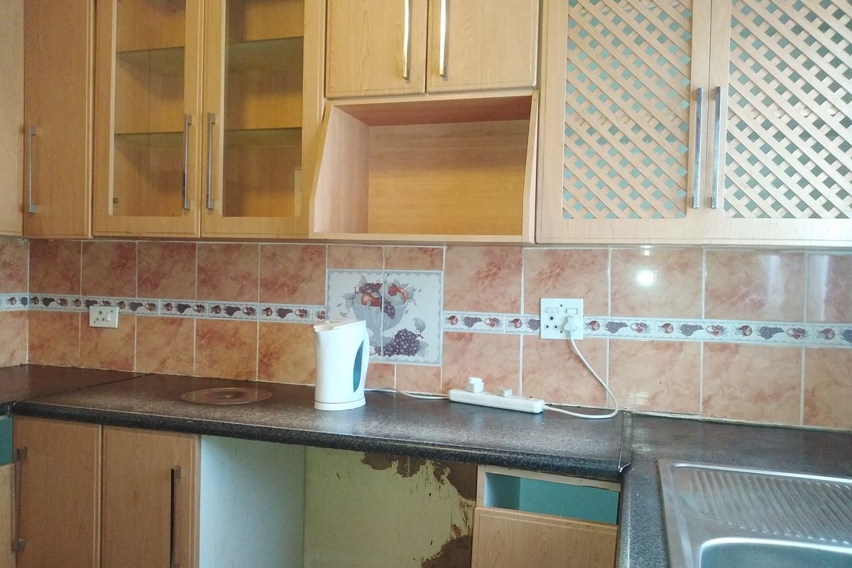 2 Bedroom House To Let in Meadowlands - Photo 4