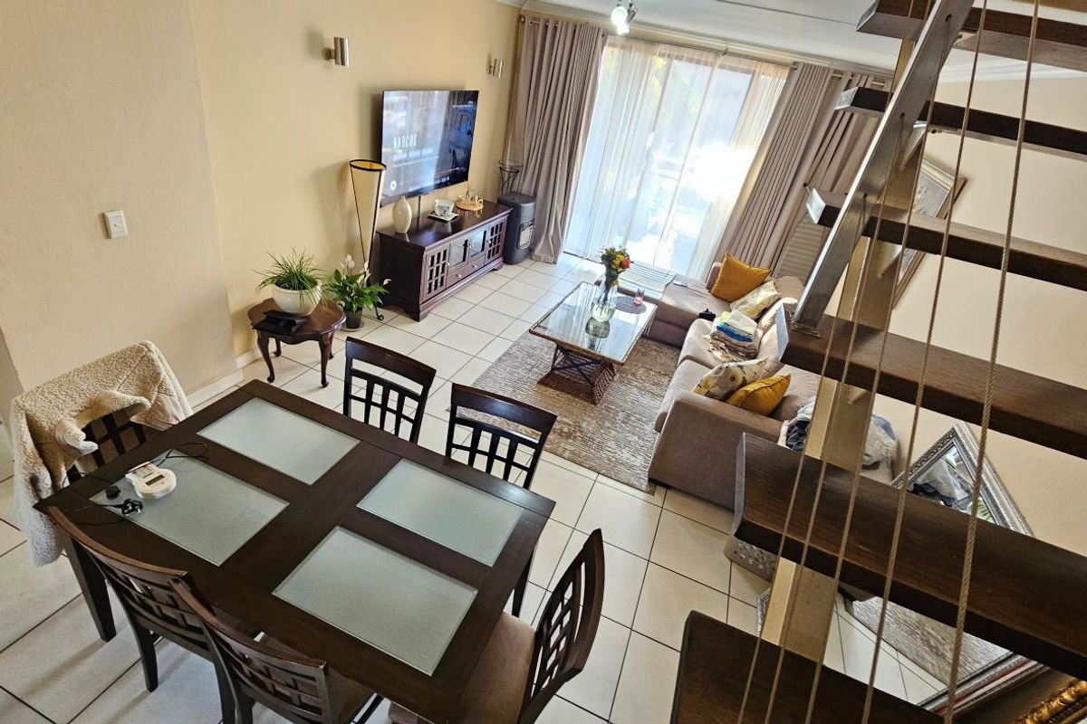 3 Bedroom Penthouse- Morningside - Photo 4