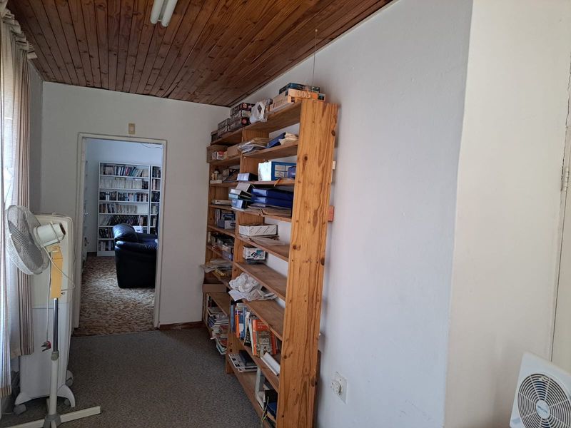 Freestanding For Sale In Johannesburg - Photo 8
