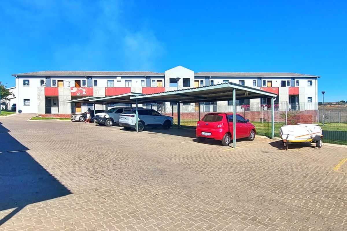 Modern 2-Bedroom First-Floor Apartment in Noordwyk with Top Views - Photo 2