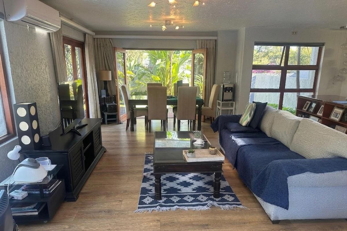 Secure Townhouse for Family Living in the Heart of Dowerglen - Photo 4