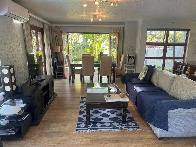 Secure Townhouse for Family Living in the Heart of Dowerglen - Photo 4