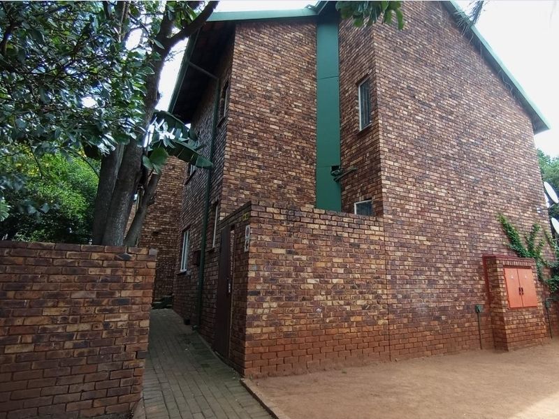 2 Bedroom Apartment - Photo 4