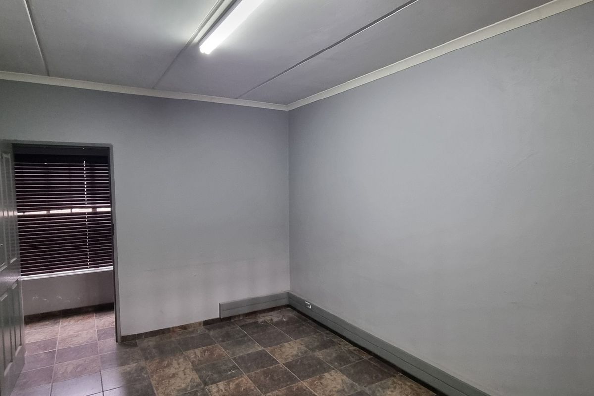 Prime Industrial Property for Sale – Sybrand van Niekerk Industrial Park, Meyerton - Photo 4