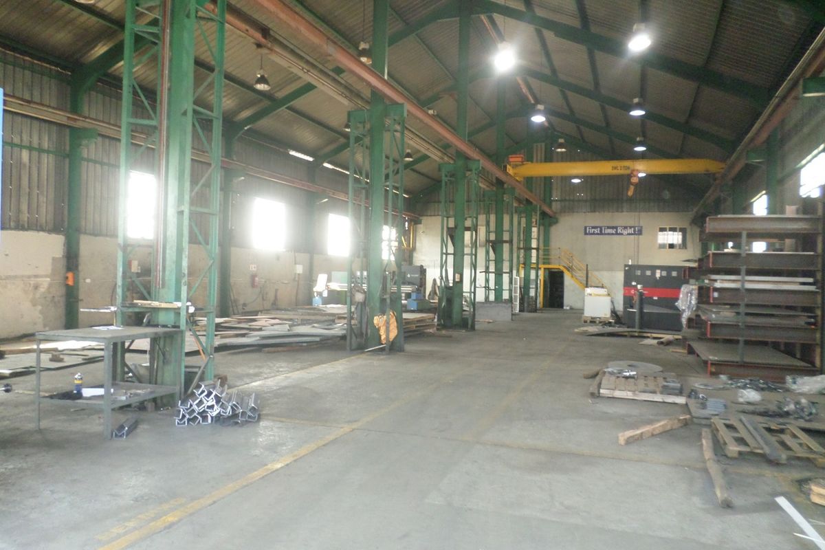 Prime Commercial Investment – Multiple Factories with Rental Income - Photo 2