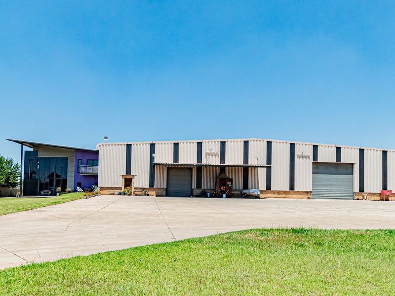 Rare opportunity Modern, high-spec industrial property with direct SASOL gas supply. - Photo 4