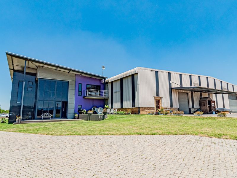 Rare opportunity Modern, high-spec industrial property with direct SASOL gas supply. - Photo 8
