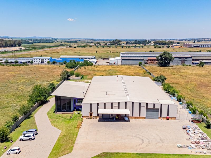 Rare opportunity Modern, high-spec industrial property with direct SASOL gas supply. - Photo 5