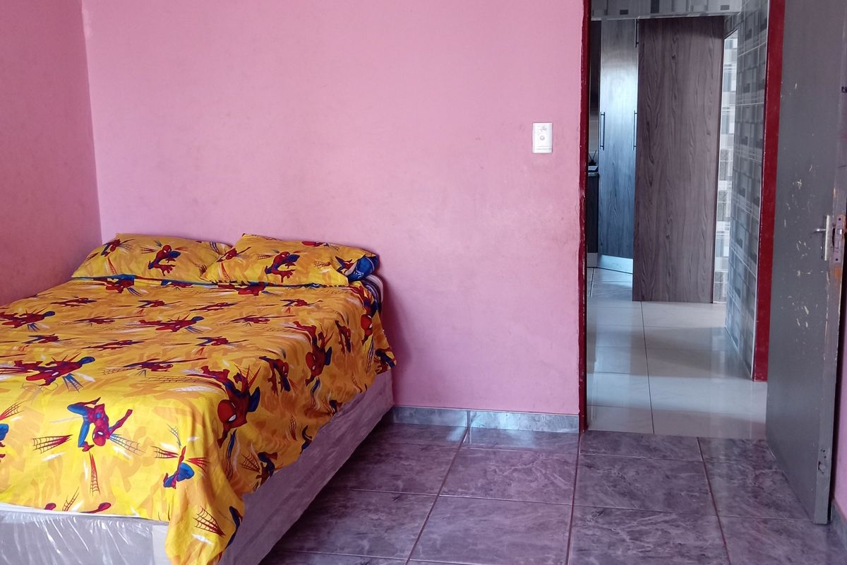 BEAUTIFUL FAMILY HOUSE FOR SALE.!!! - Photo 3