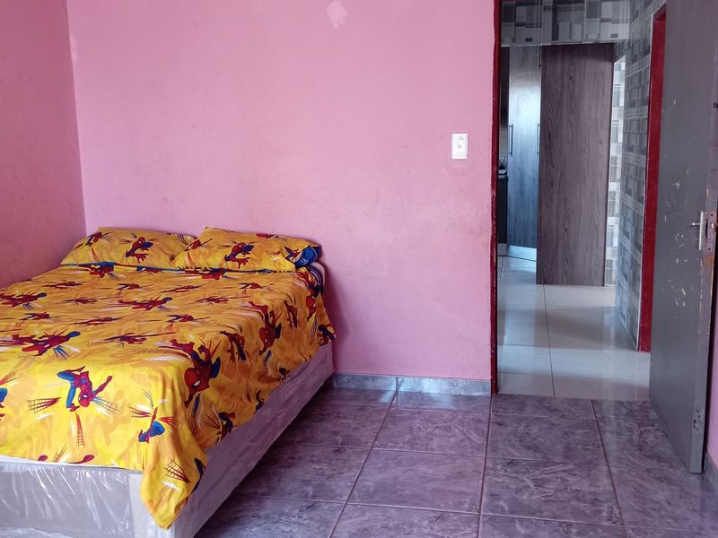 BEAUTIFUL FAMILY HOUSE FOR SALE.!!! - Photo 3