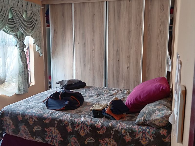 BEAUTIFUL FAMILY HOUSE FOR SALE.!!! - Photo 9