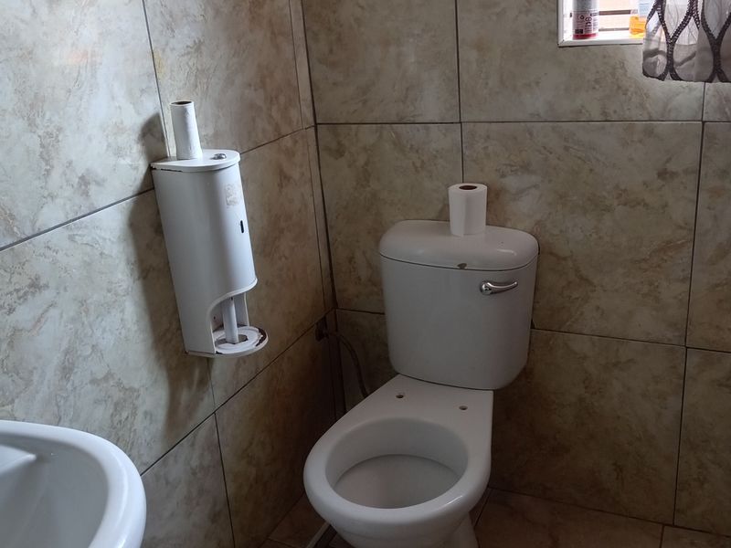 BEAUTIFUL FAMILY HOUSE FOR SALE.!!! - Photo 6