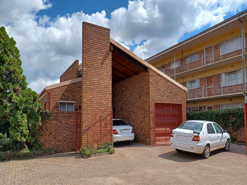 PEACEFUL APARTMENT IN A MODERN, SECURE COMPLEX, CW3, VDBP - Photo 4