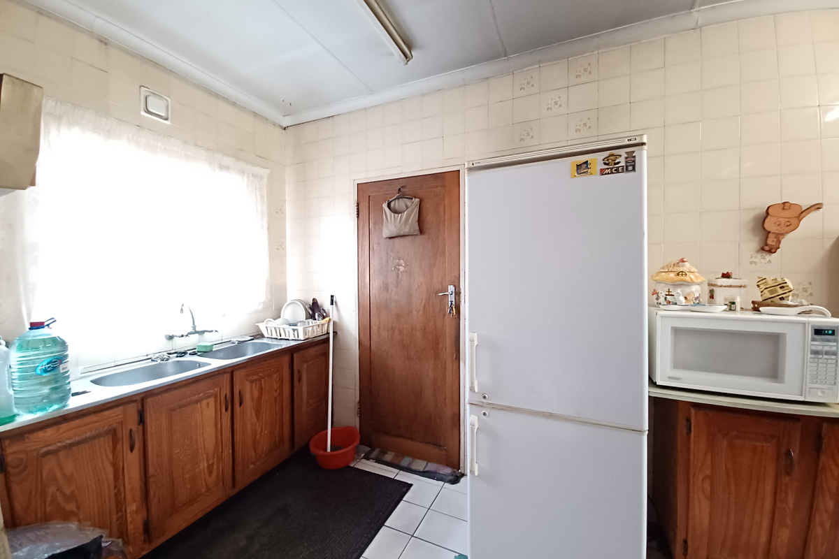 PEACEFUL APARTMENT IN A MODERN, SECURE COMPLEX, CW3, VDBP - Photo 5