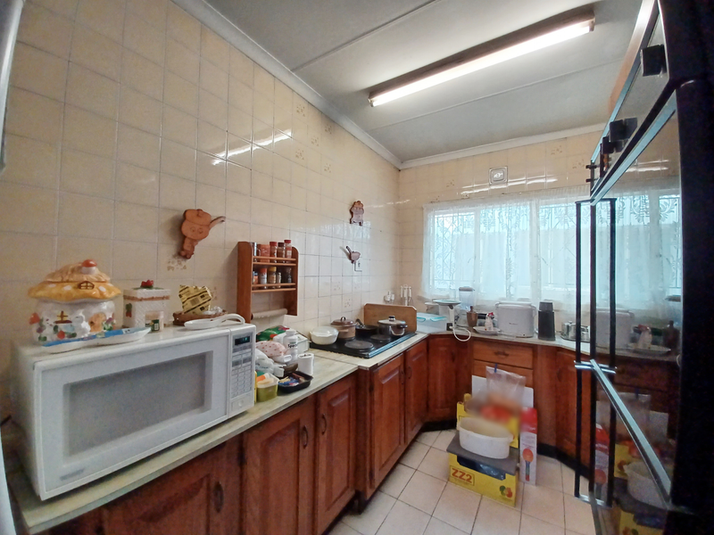 PEACEFUL APARTMENT IN A MODERN, SECURE COMPLEX, CW3, VDBP - Photo 6