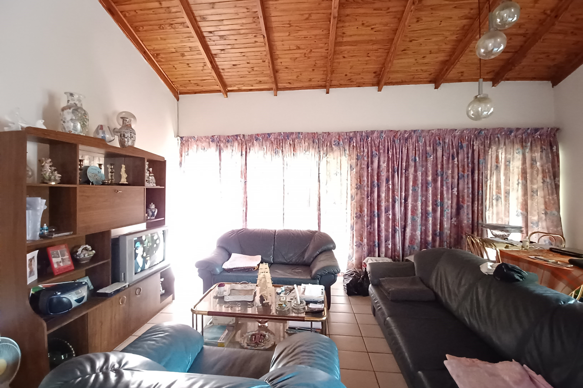 PEACEFUL APARTMENT IN A MODERN, SECURE COMPLEX, CW3, VDBP - Photo 2