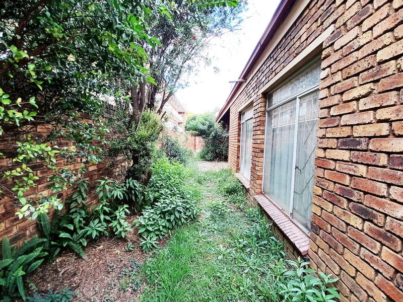 PEACEFUL APARTMENT IN A MODERN, SECURE COMPLEX, CW3, VDBP - Photo 3