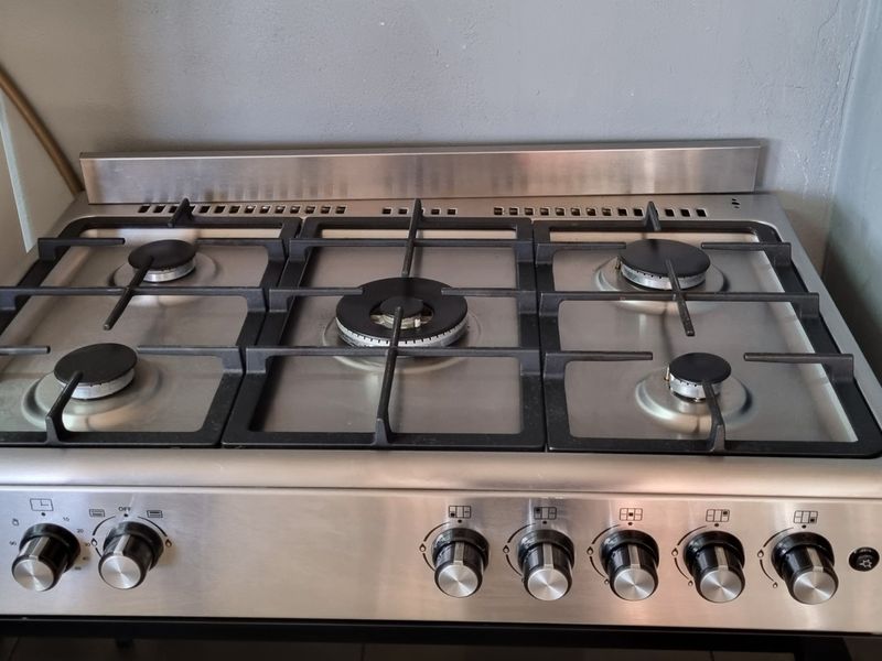 Beautifull 4-bedroom house in Riversdale - Photo 5