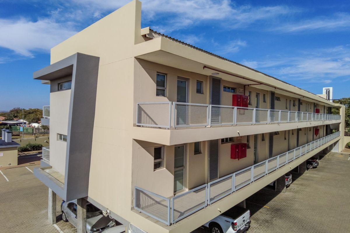 Elegant Modern New Development  Ground Floor Two Bedroom Townhouses at Webber Crossing , Lambton fo - Photo 4