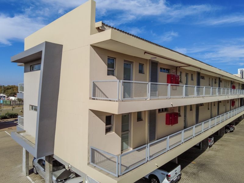 Elegant Modern New Development  Ground Floor Two Bedroom Townhouses at Webber Crossing , Lambton fo - Photo 4