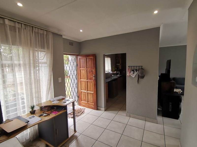 Welcome to this Exquisite Three Bedroom House with Swimming pool  and Carport nestled in the heart - Photo 6