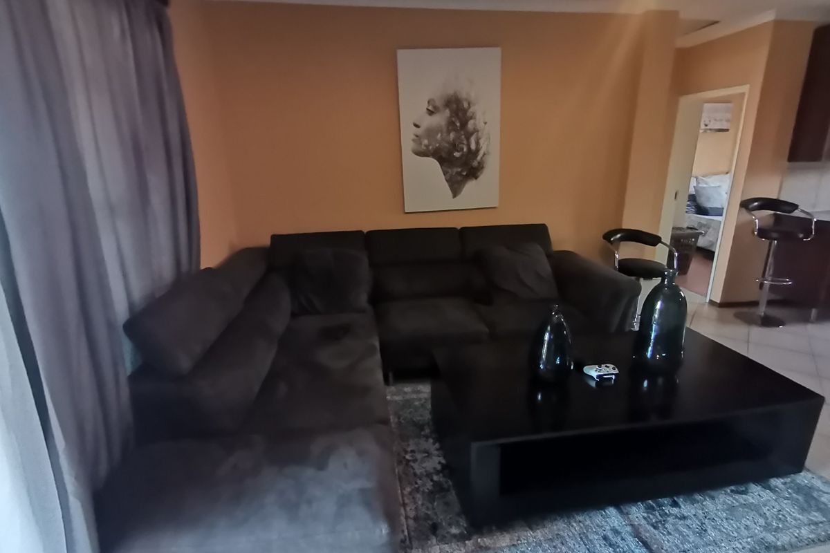 Elegant and Modern Two-Bedroom Apartment  with Double Covered Carports in Sought-After Turtle Dove - Photo 3