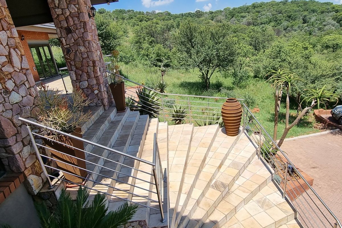 This property is a rare gem - Photo 3