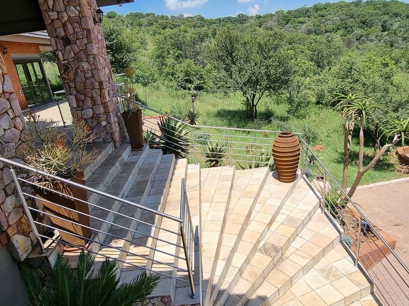 This property is a rare gem - Photo 3