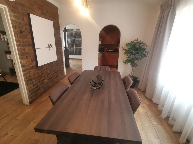 Modern & Spacious 6-Bedroom Family Home for Sale in Randhart, Alberton - Photo 8