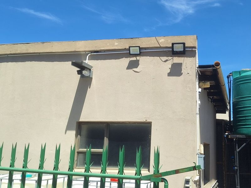 Smallholding near Vanderbijlpark town - Photo 5