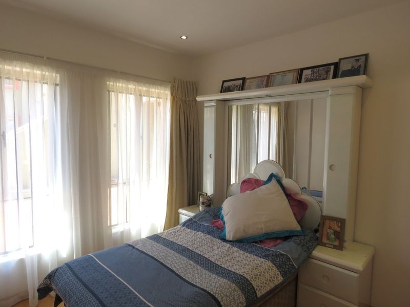 3 Bedroom Apartment For Sale In Lenasia - Photo 7