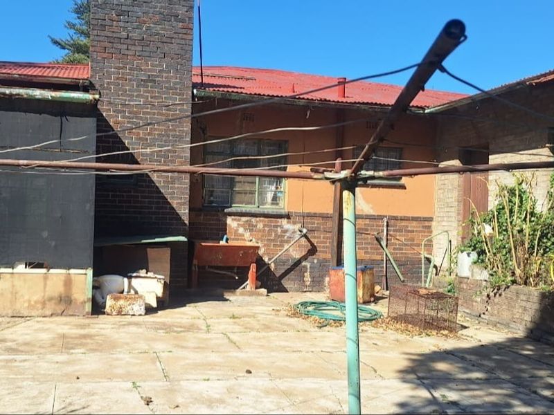 Smallholding in Vanderbijlpark area - Photo 2