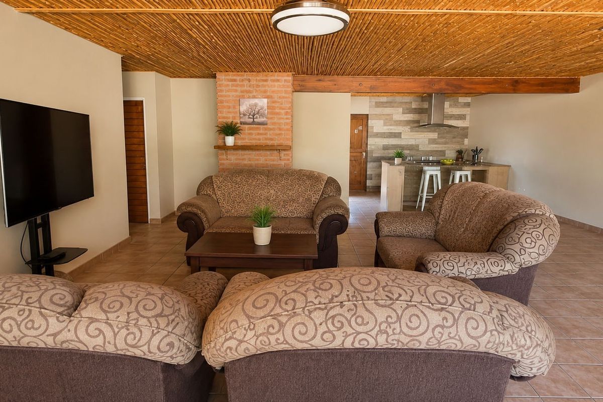 A Secure Country Estate Lifestyle with Exceptional Space, Privacy & Endless Potential - Photo 5