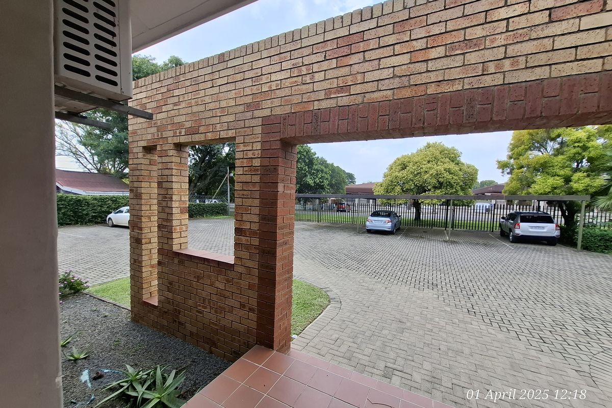 Office Space to Rent Near Provincial Hospital – Ideal for Professionals - Photo 3