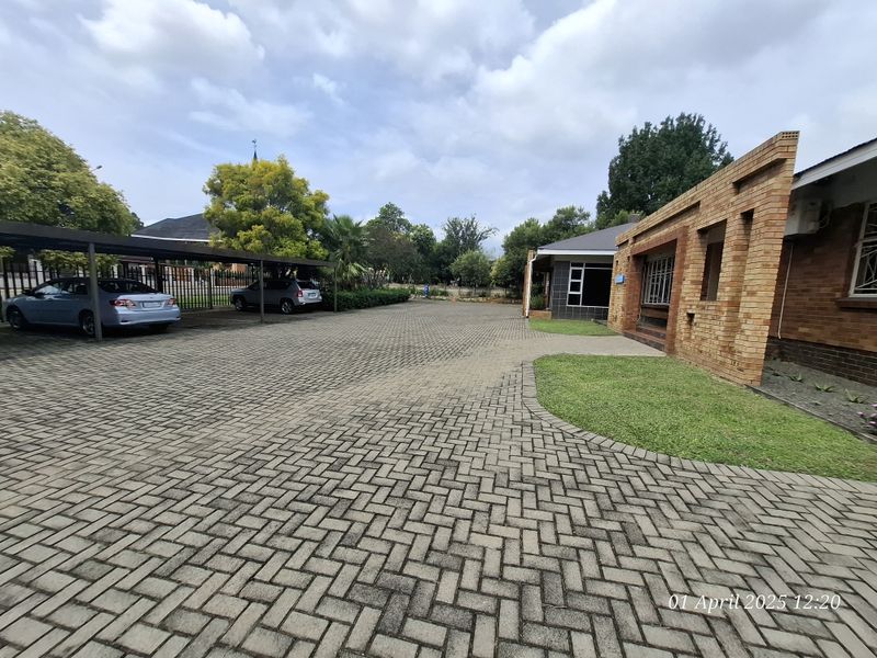 Office Space to Rent Near Provincial Hospital – Ideal for Professionals - Photo 4