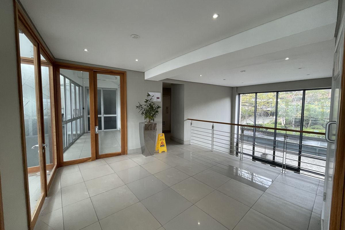 Elevate Your Business at Uitzicht – Premier Office Space in the Heart of Tygervalley - Photo 2