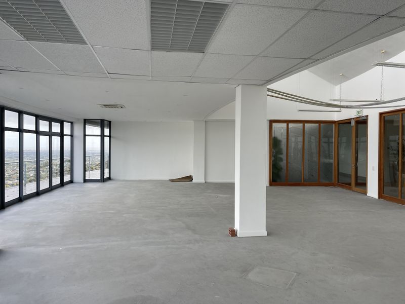 Elevate Your Business at Uitzicht – Premier Office Space in the Heart of Tygervalley - Photo 9