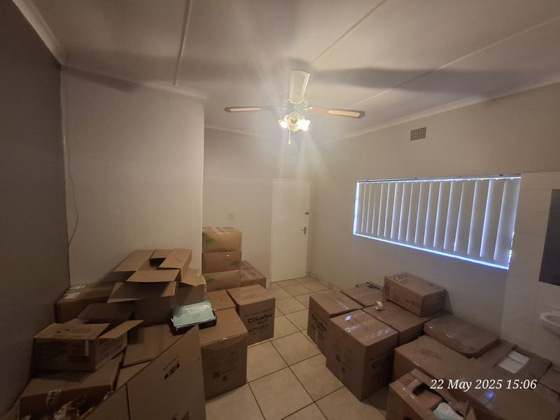 Prime Office Space – Perfect for Medical Practice! - Photo 6