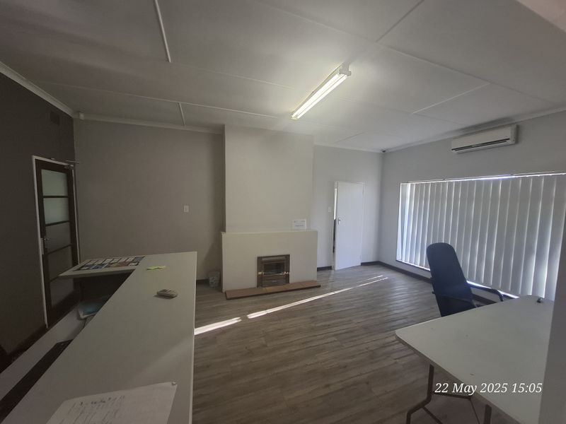 Prime Office Space – Perfect for Medical Practice! - Photo 3