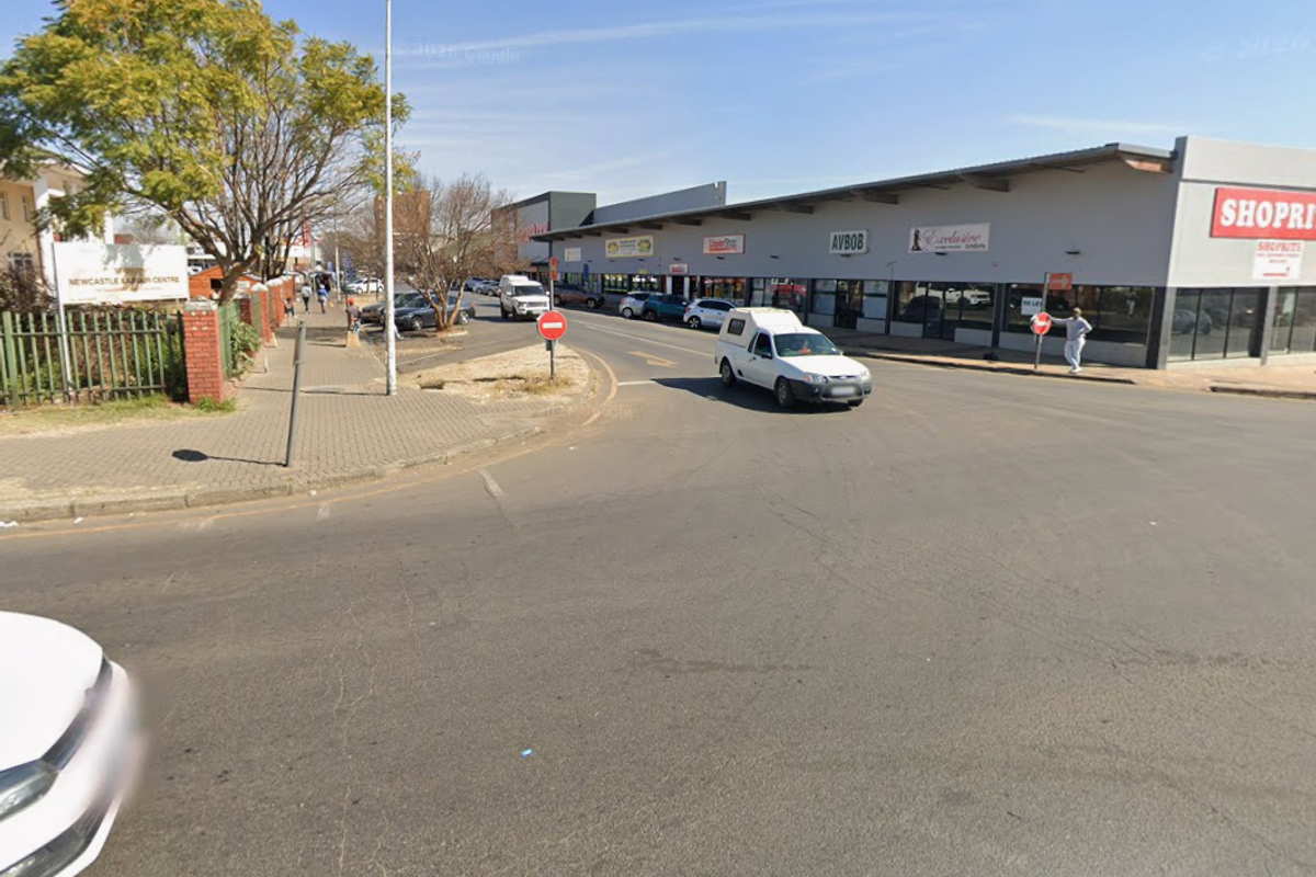 Prime CBD Corner Space – Perfect for Office or Takeaway Visibility! - Photo 4