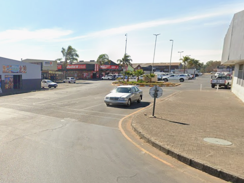 Prime CBD Corner Space – Perfect for Office or Takeaway Visibility! - Photo 5