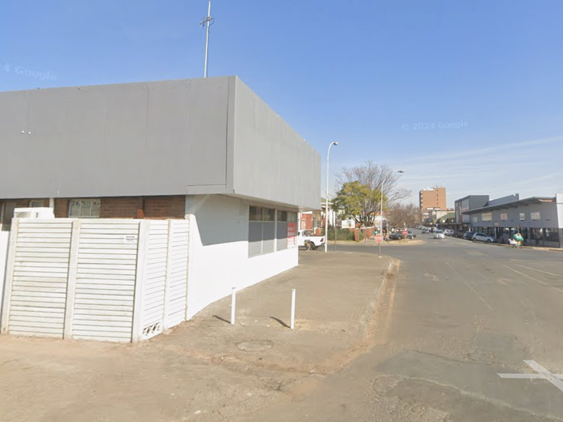 Prime CBD Corner Space – Perfect for Office or Takeaway Visibility! - Photo 3