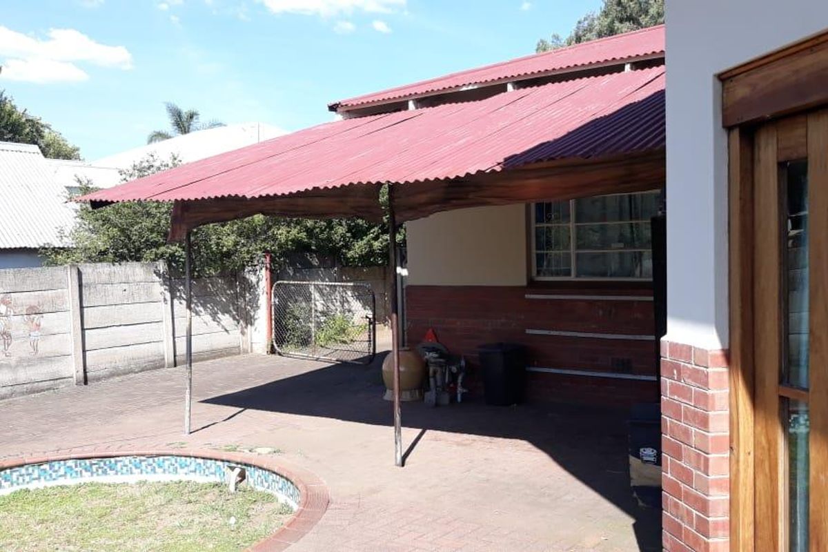 A House which has been converted into a pre school situated on  2023m2 stand in the  Newcastle CBD - Photo 3