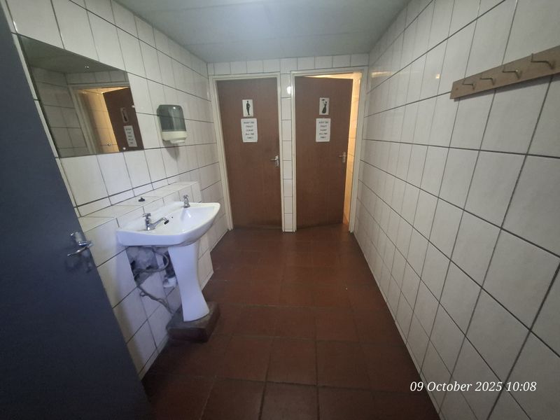 Prime Corner Commercial Space in the Heart of Newcastle CBD! - Photo 7