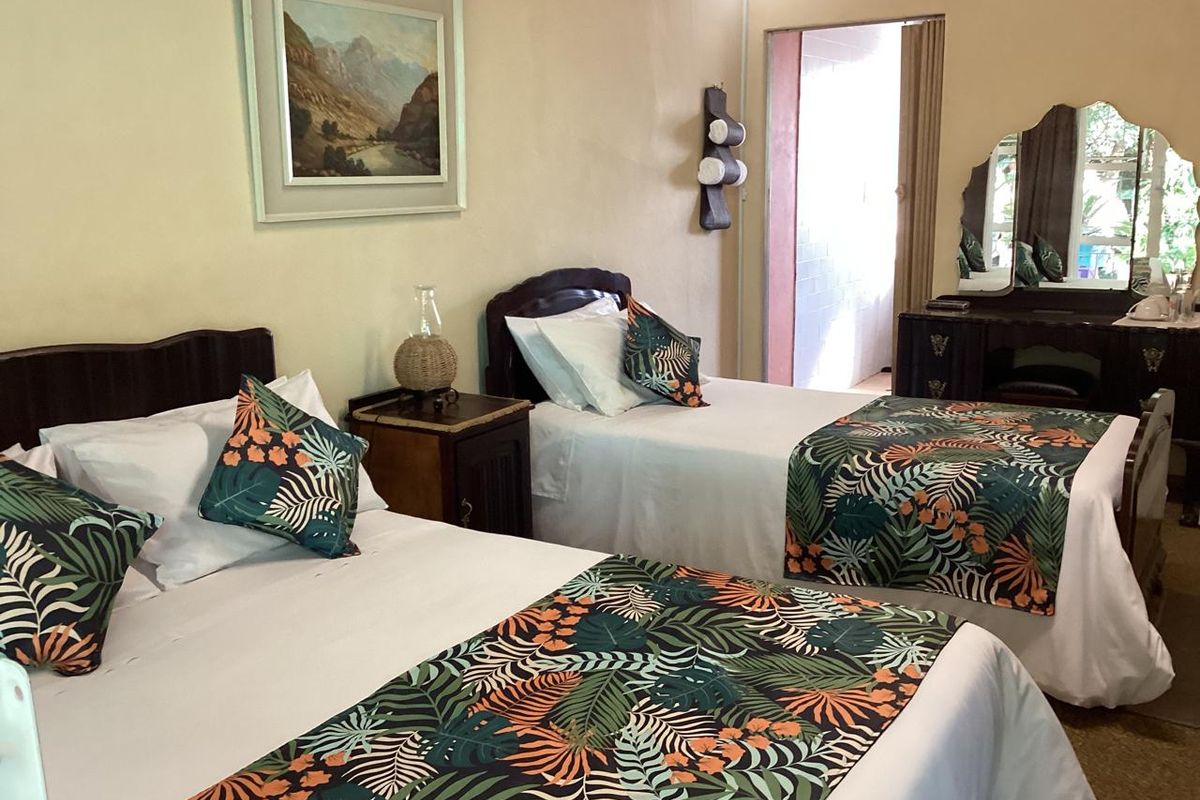 Guest House For Sale - Photo 5