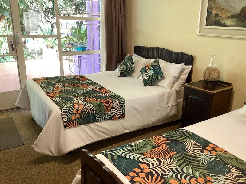 Guest House For Sale - Photo 10