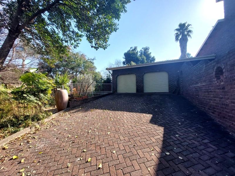 ALLIED PROUDLY PRESENT - Photo 3