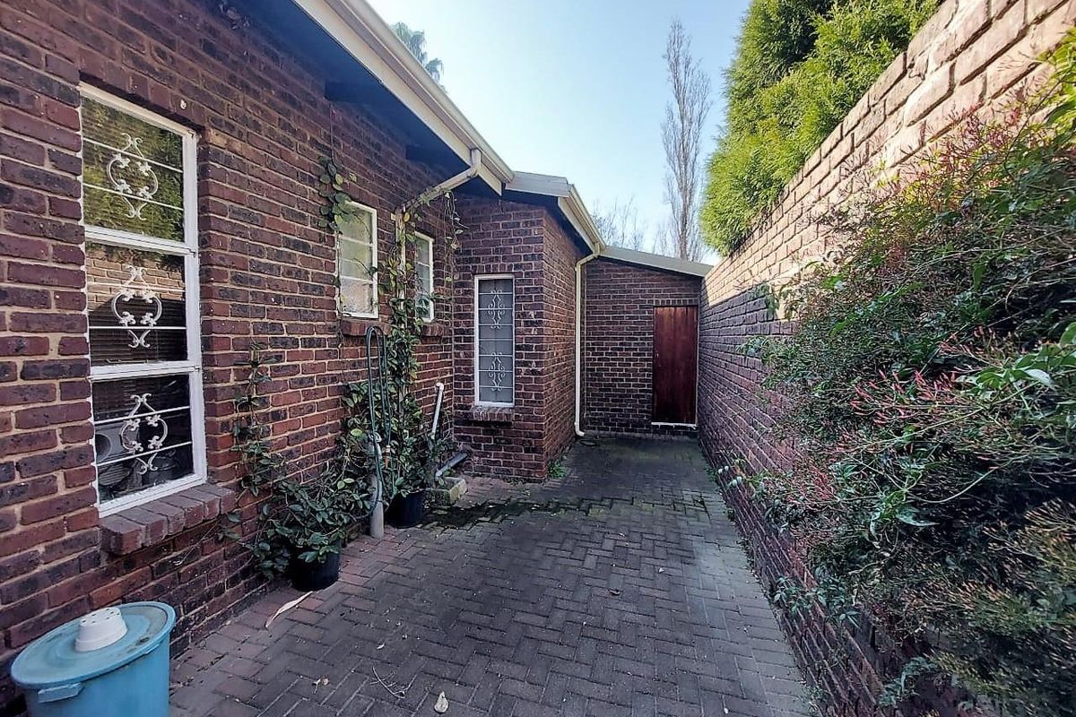 ALLIED PROUDLY PRESENT - Photo 4