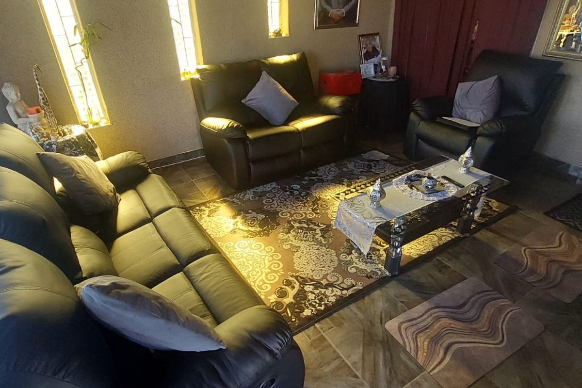 Welcome to your dream home in Lennoxton! This stunning property offers everything you could desire f - Photo 2